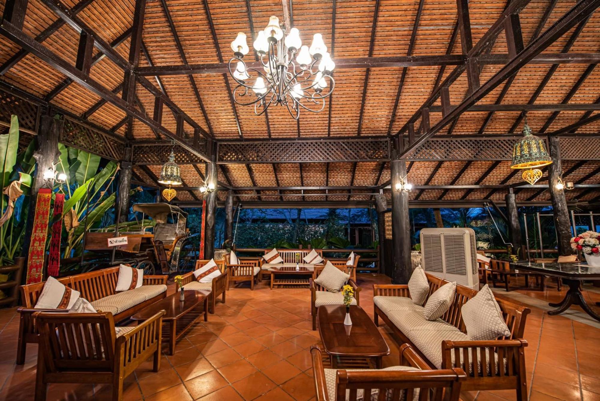 Horizon Village & Resort Doi Saket Екстер'єр фото